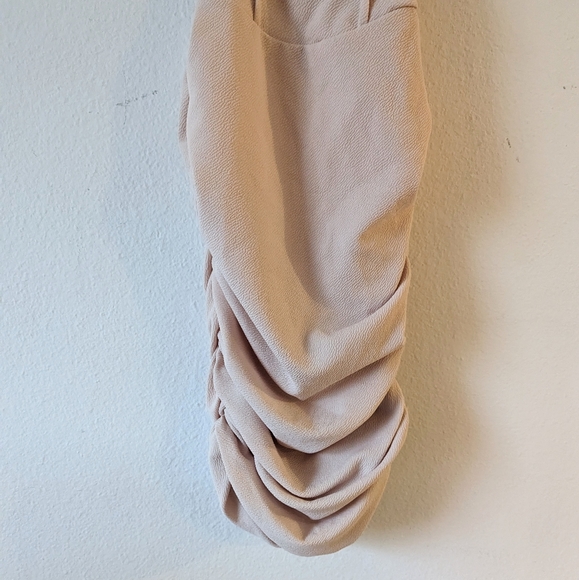 NWT Ruched Bust Midi Dress - Picture 4 of 7
